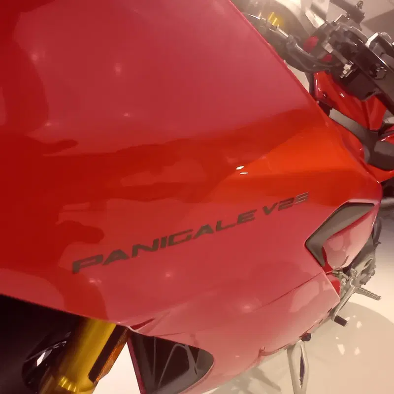 Ducati Panigale V2 S (2025 - 26) (5)