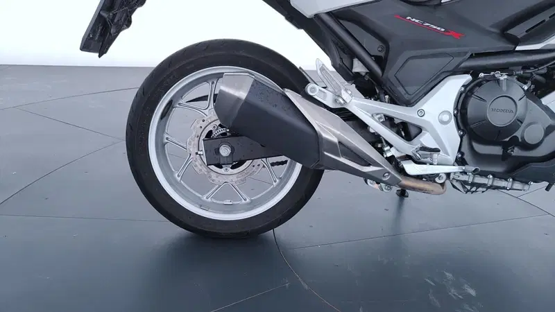 Honda NC 750 X ABS (2016 -17) (12)