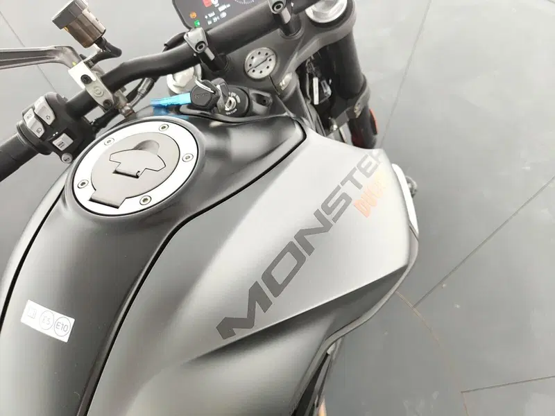 Ducati Monster 937 (2021 - 25) (13)