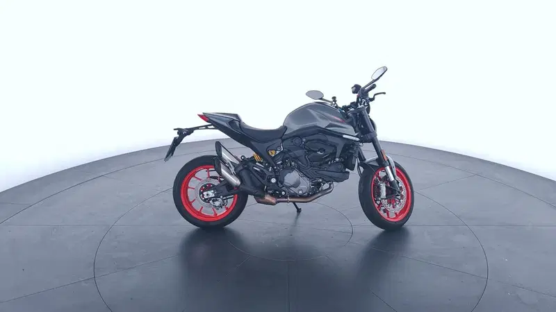 Ducati Monster 937 (2021 - 25) (5)