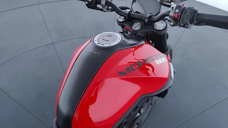 Ducati Monster 937 Senna (2024) (14)