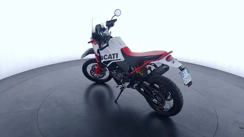 Ducati DesertX Rally (2024 - 25) (7)