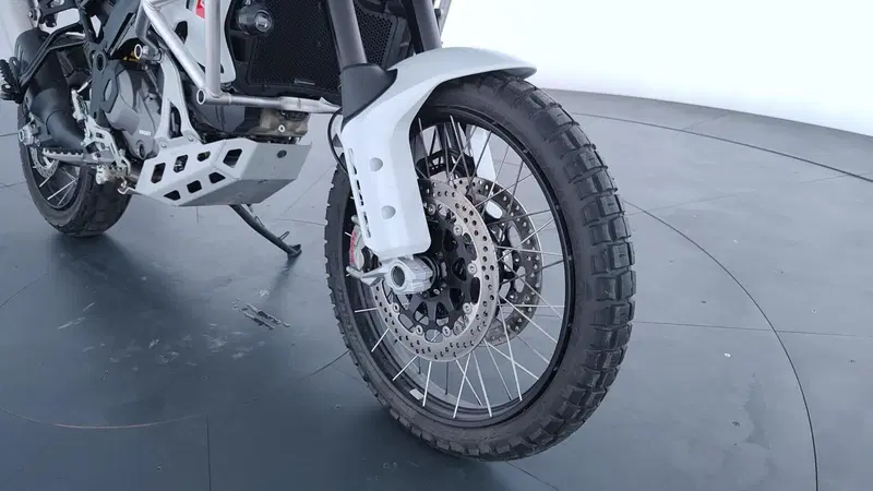Ducati DesertX Rally (2024 - 25) (9)