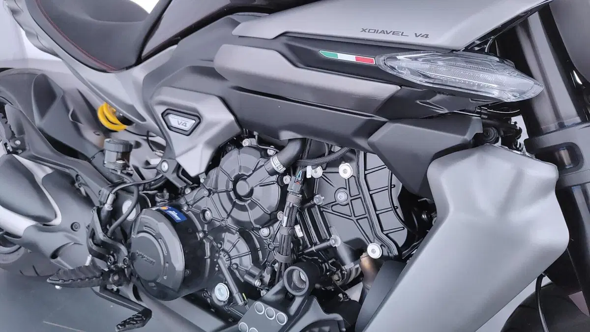 Ducati XDiavel 1262 Nera (2022 - 23) (12)