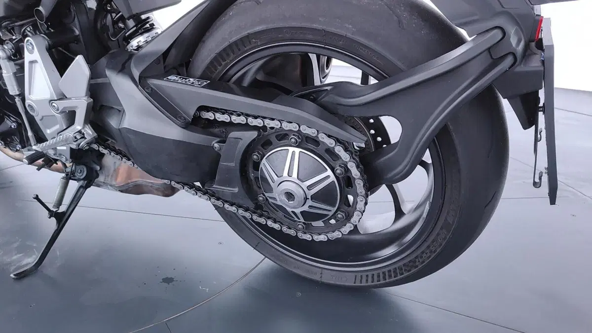 Honda CB 1000 R + Neo Sport Cafè (2019 - 20) (10)