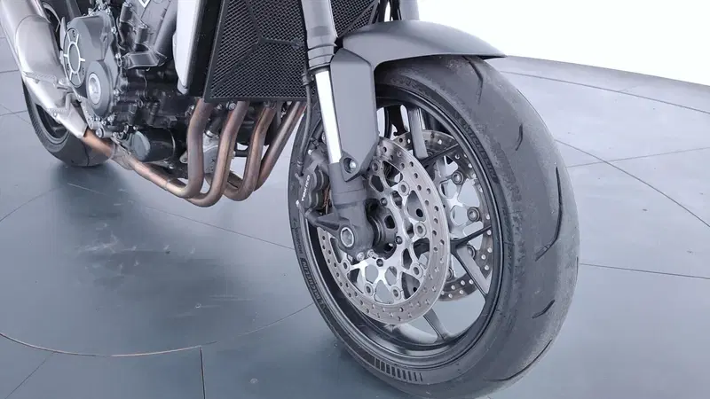 Honda CB 1000 R + Neo Sport Cafè (2019 - 20) (12)