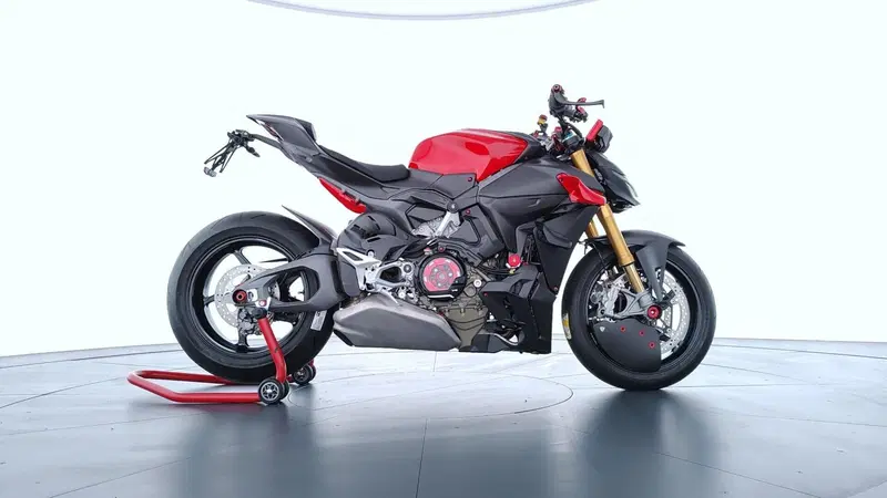 Ducati Streetfighter V4 S (2025 - 26) (8)