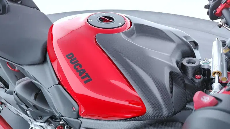 Ducati Streetfighter V4 S (2025 - 26) (12)