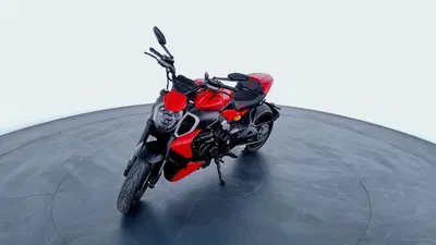 Ducati Diavel V4 (2023 - 26) usata