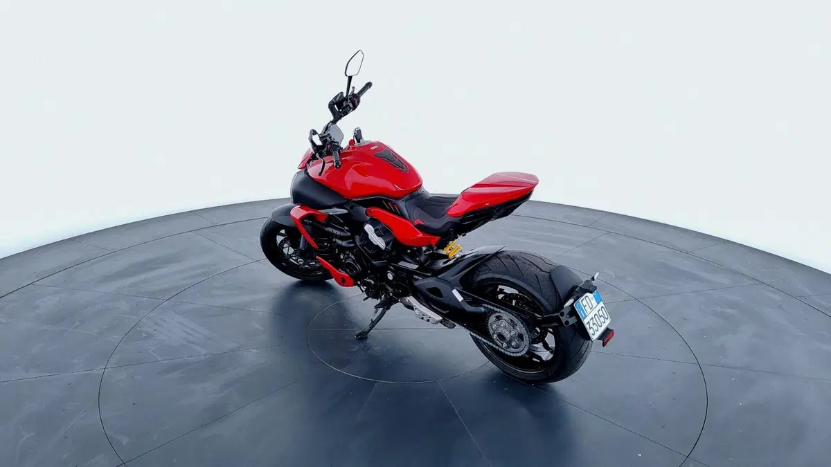 Ducati Diavel V4 (2023 - 26) (8)