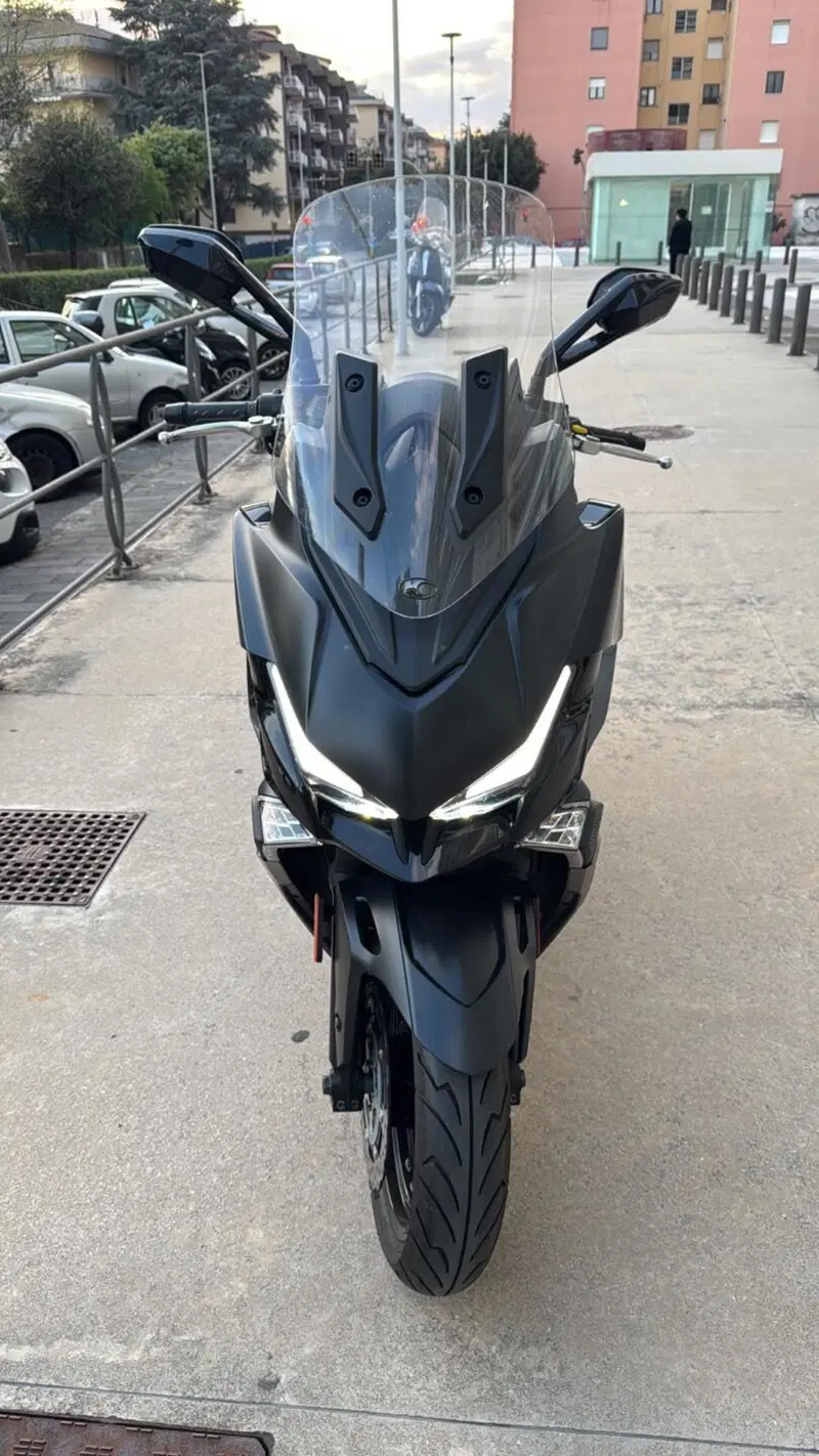 Kymco Xciting VS 400i (2023 - 26) (2)
