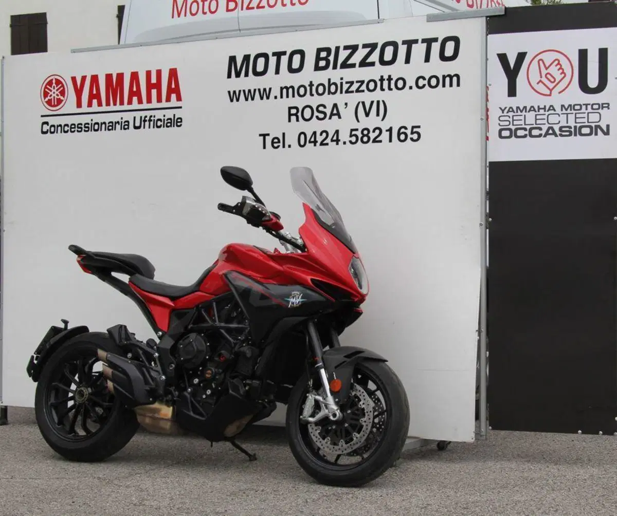 MV Agusta Turismo Veloce 800 Rosso (2021 - 23) (3)