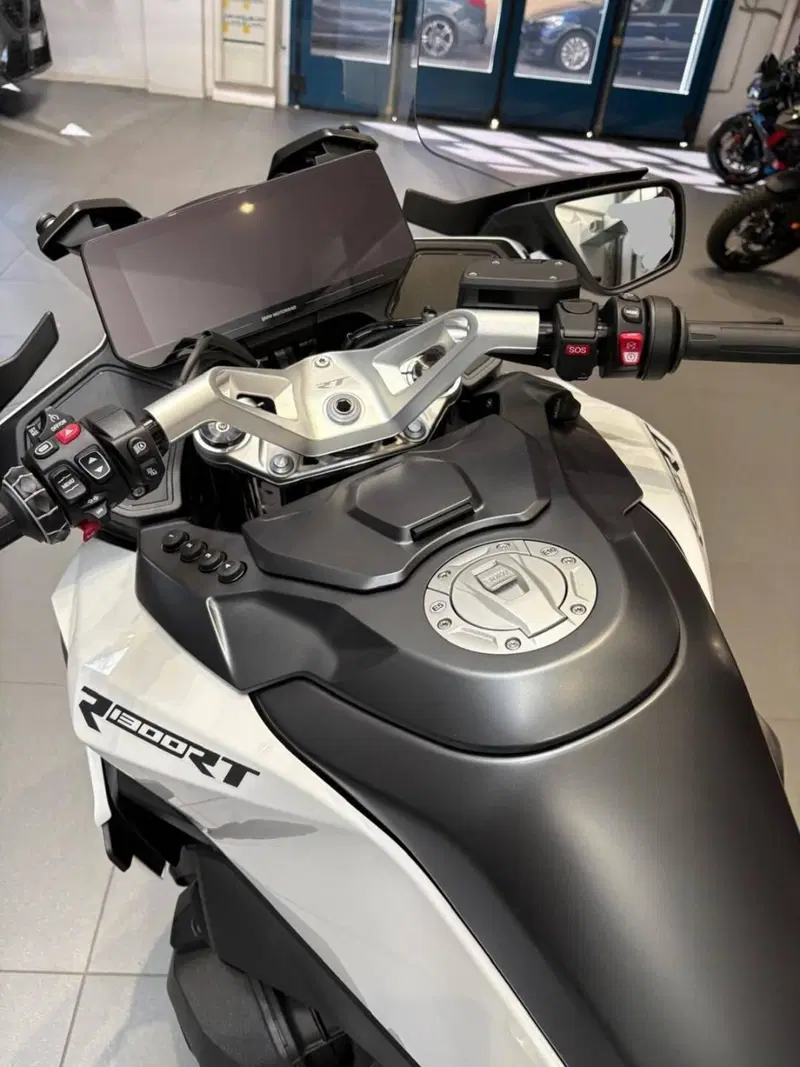 Bmw R 1300 RT (2026) (2)