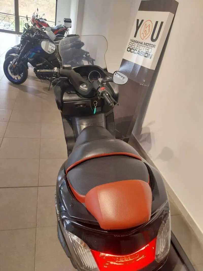 Yamaha Majesty 400 (2004 - 08) (6)