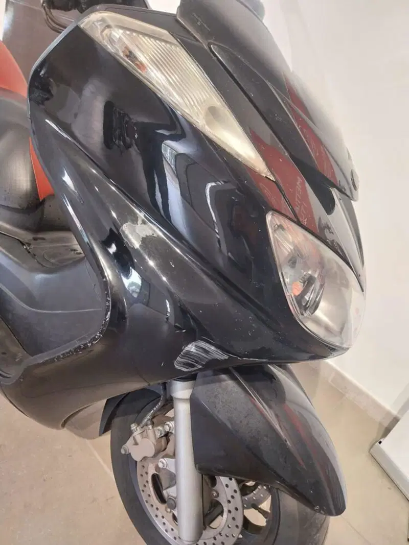 Yamaha Majesty 400 (2004 - 08) (7)