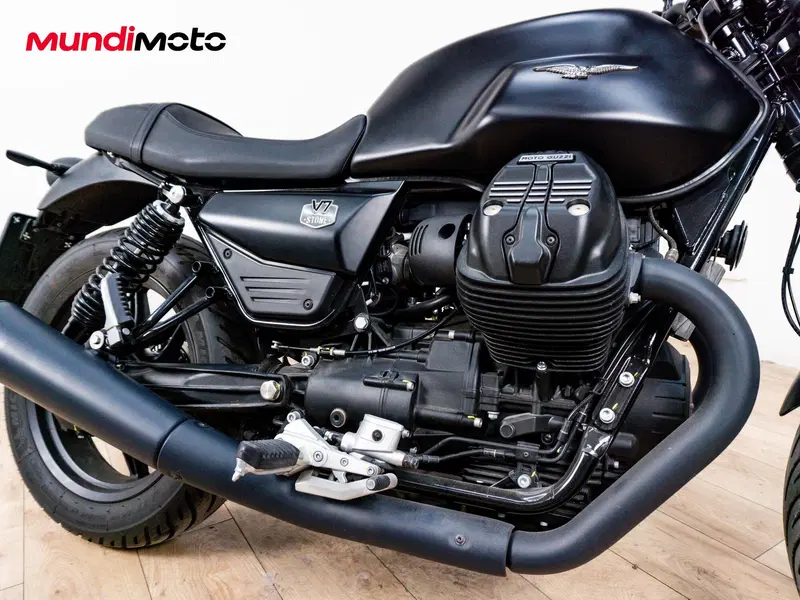 Moto Guzzi V7 850 Stone Special Abs (2021) (5)