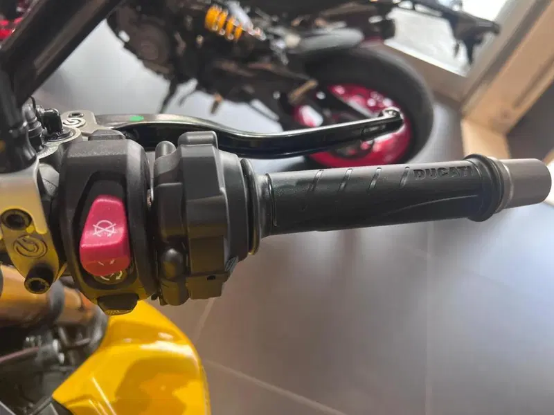 Ducati Streetfighter V2 (2025 - 26) (10)