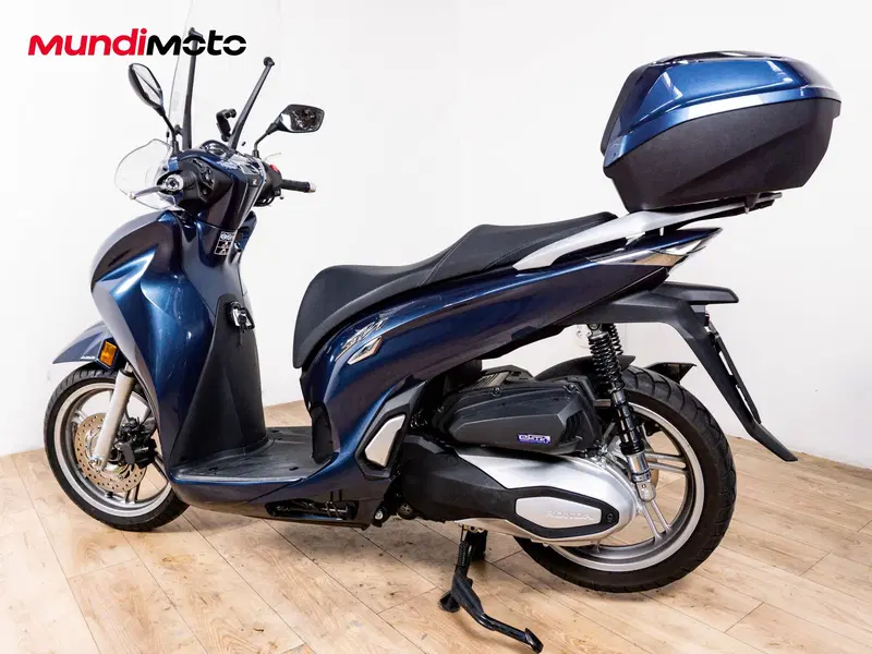 Honda SH 350i Sport (2025 - 26) (7)