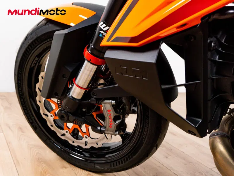 KTM 1390 Super Duke R (2024 - 26) (13)