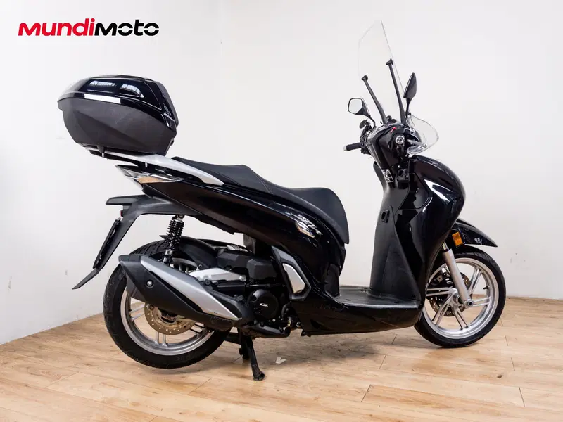 Honda SH 350i Sport (2025 - 26) (3)