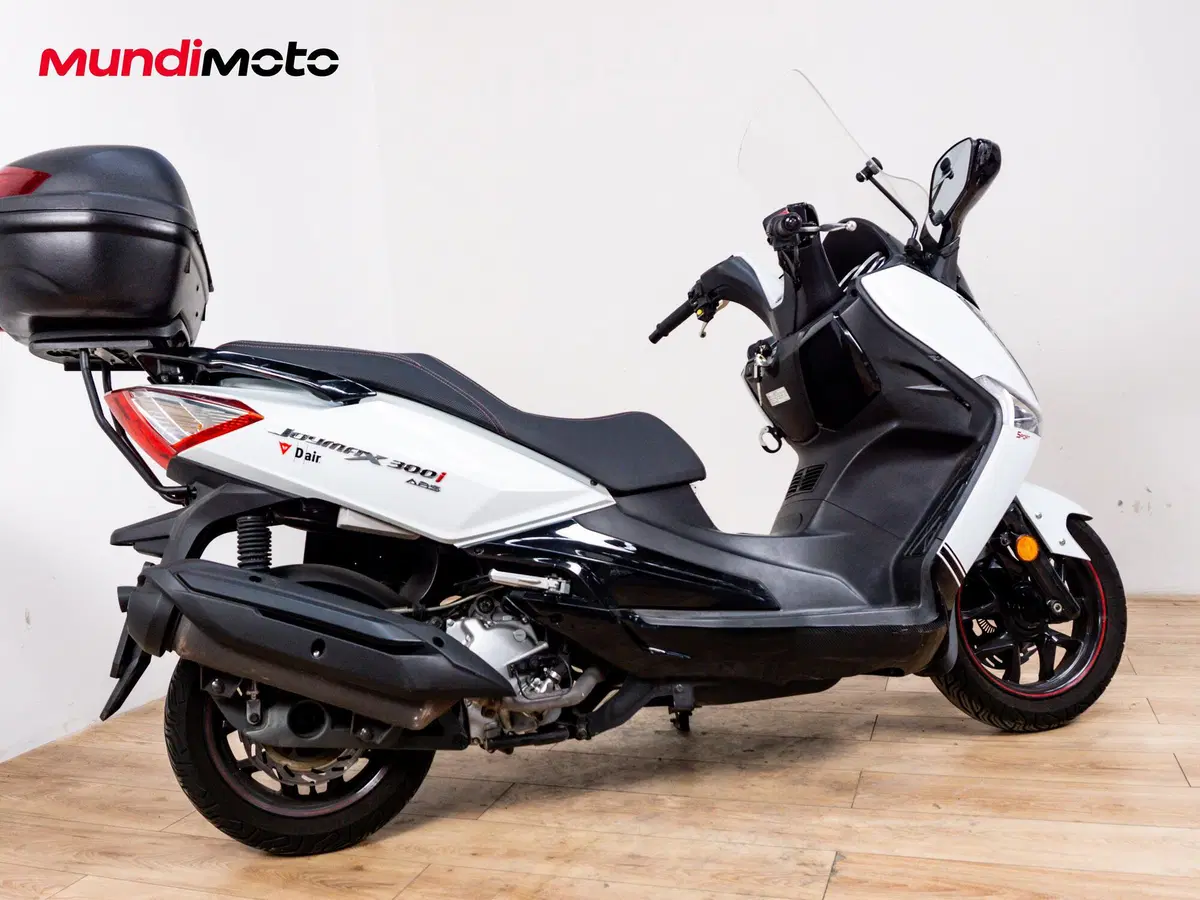 Sym Joymax 300 i ABS (2012 - 18) (3)