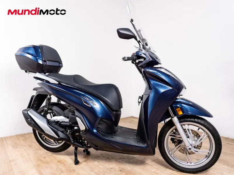 Honda SH 350i Sport (2025 - 26) (2)
