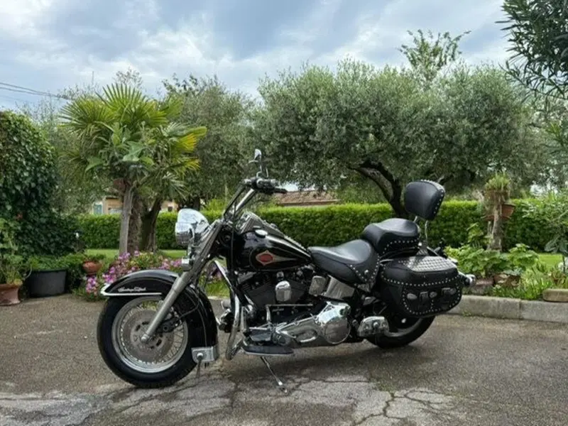 Harley-Davidson 1340 Heritage Classic (1984 - 98) - FLSTC (11)