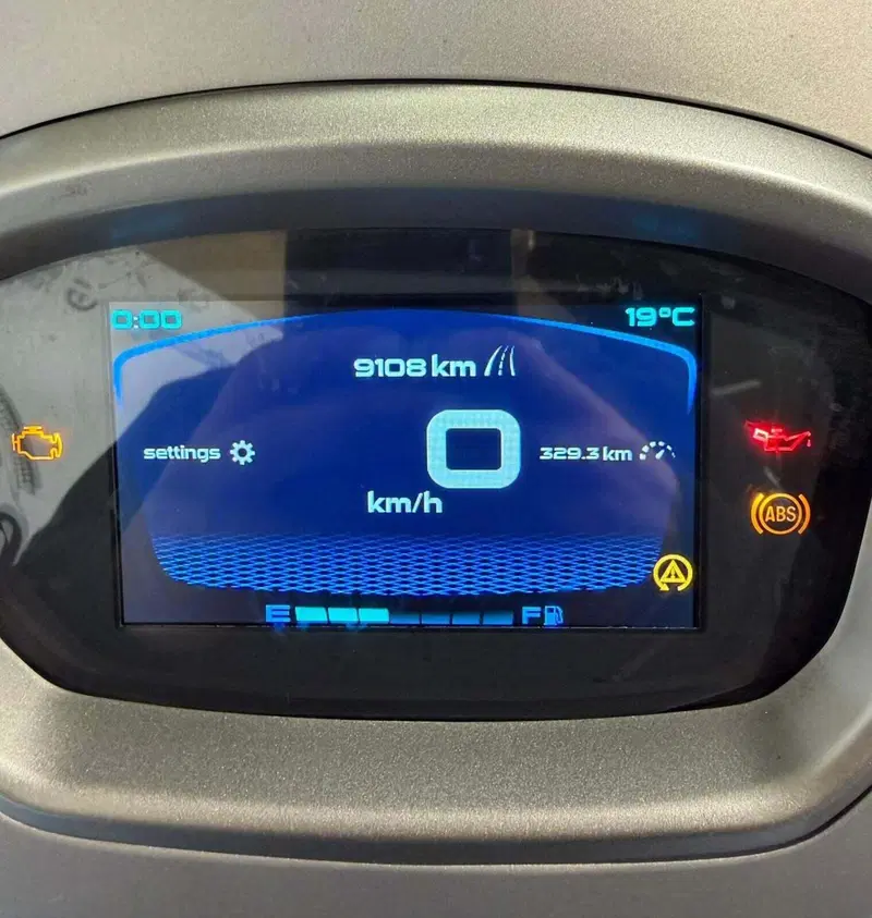 Vespa GTS 300 Supertech Hpe (2021 - 22) (5)