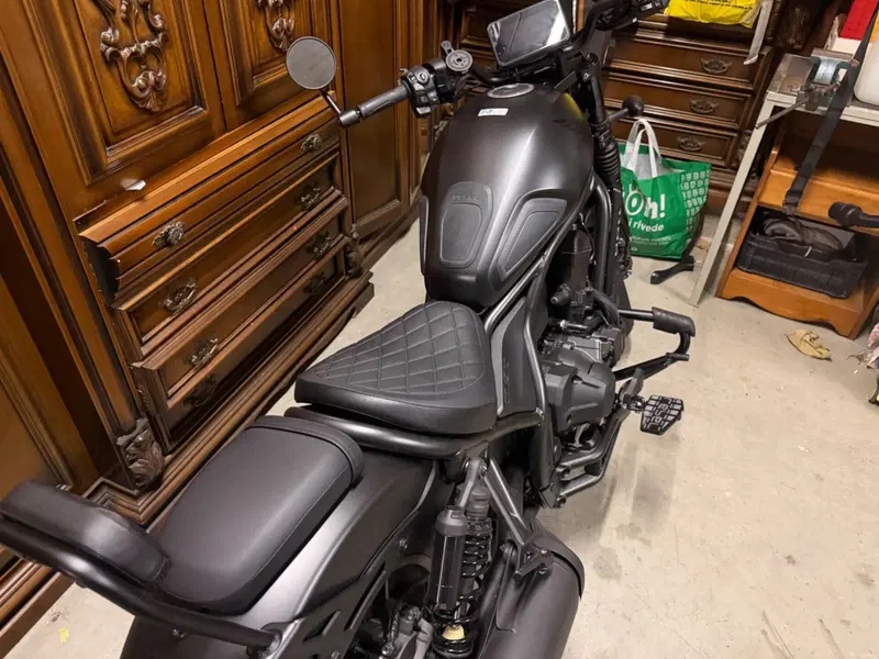 Honda CMX 1100 Rebel + Special Edition DCT (2025 - 26) (2)