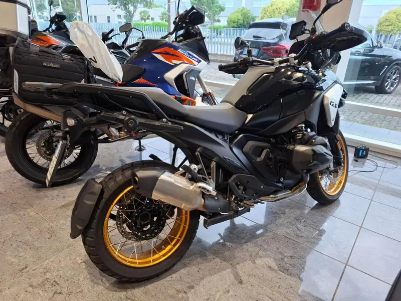 Bmw R 1300 GS ASA (2024 - 26) (4)