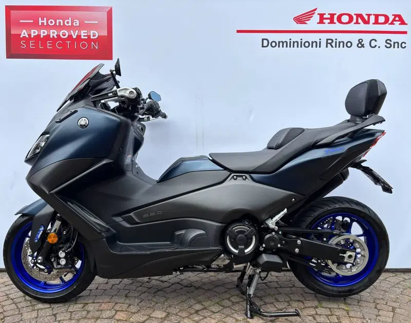 Yamaha T-Max 560 (2022 - 24) (2)