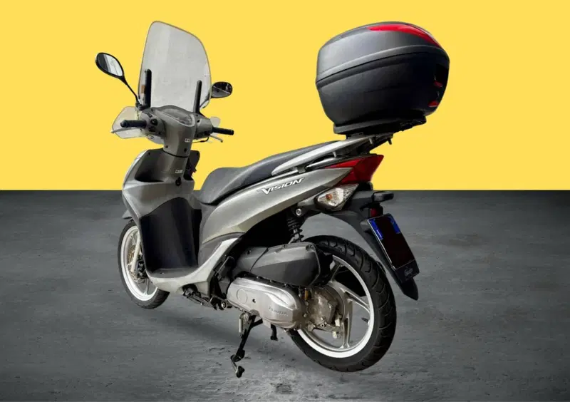 Honda Vision 110 (2011 - 16) (4)