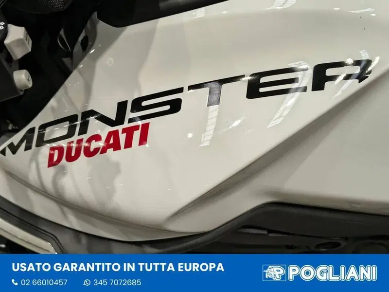Ducati Monster 937 + (2021 - 25) (6)