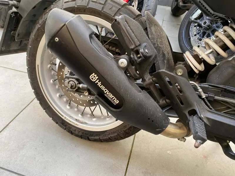 Husqvarna Svartpilen 401 (2018 - 19) (8)