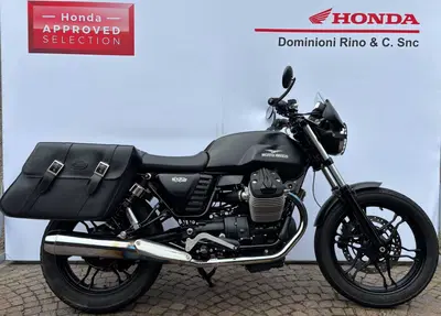 Moto Guzzi V7 Stone (2012 - 15) usata