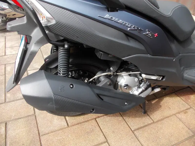 Sym Joymax 300 Z+ (2021 - 24) (5)