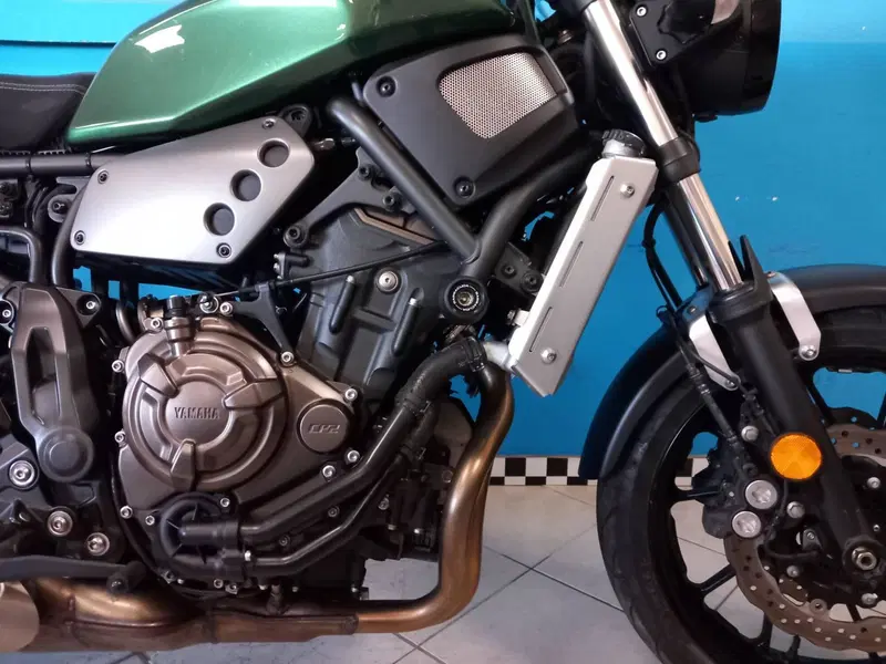 Yamaha XSR 700 ABS (2016 - 20) (16)