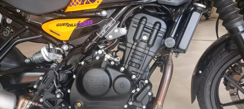 Royal Enfield Guerrilla 450 (2024 - 26) (5)