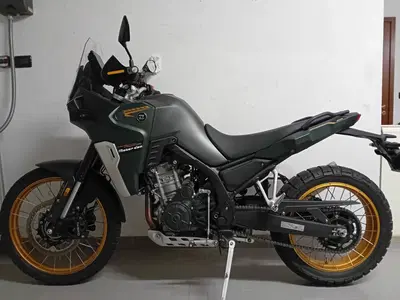 Kove 800X Pro (2024 - 25) usata