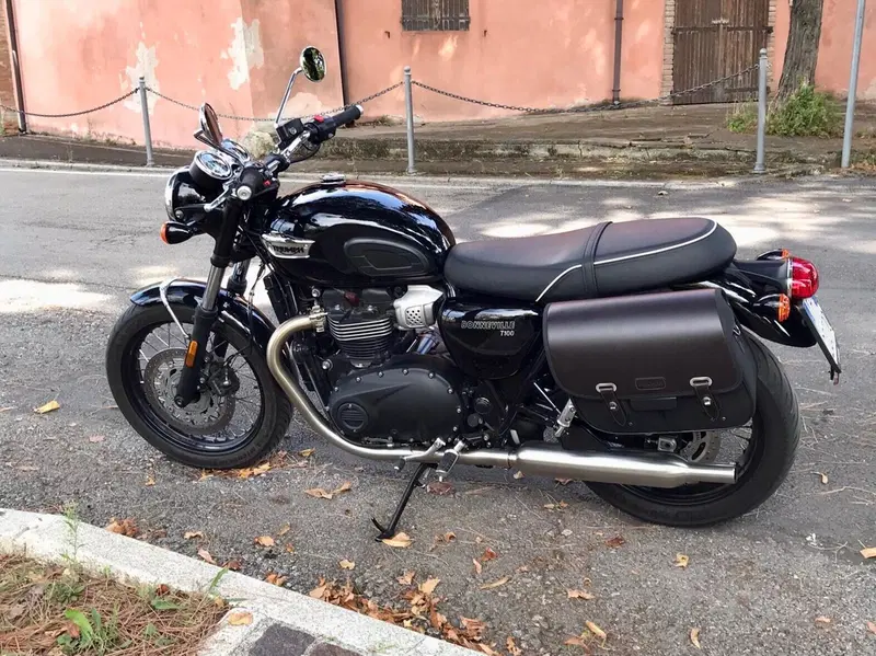 Triumph Bonneville T100 (2021 - 25)