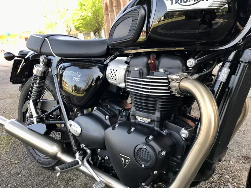 Triumph Bonneville T100 (2021 - 25) (3)