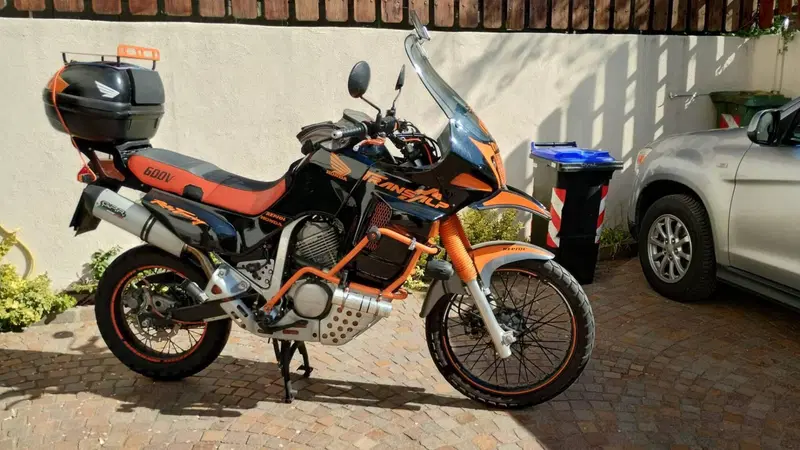 Honda Transalp XL 600V (1994 - 96) (11)
