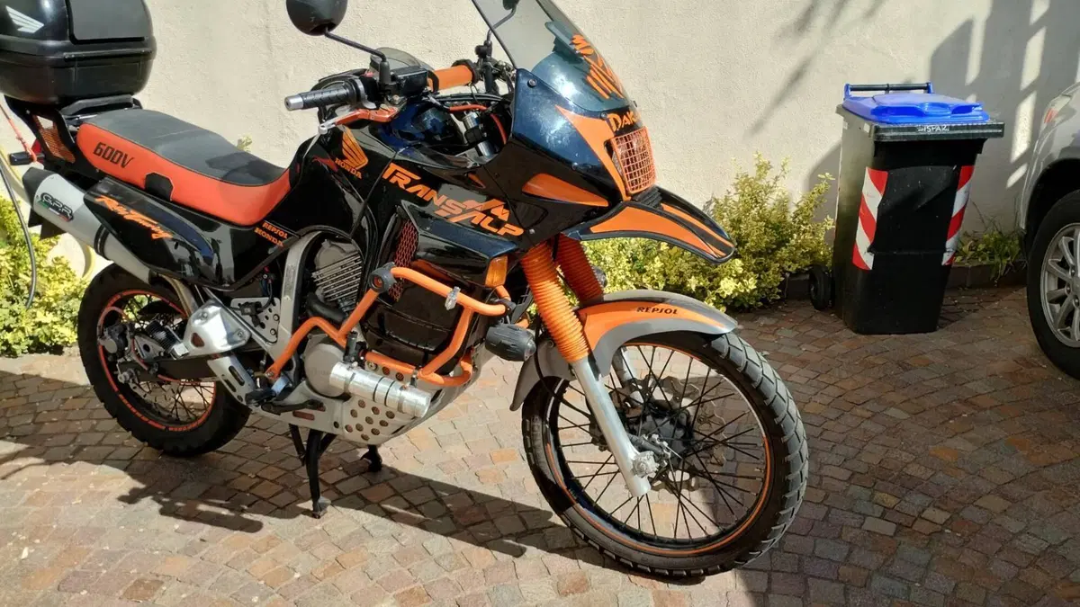 Honda Transalp XL 600V (1994 - 96) (17)