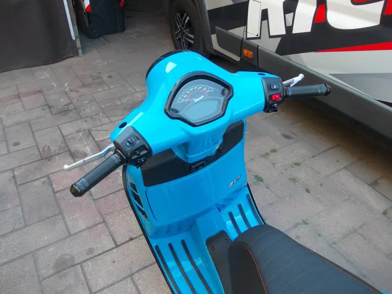 Vespa GTS 310 (2025 - 26) (10)