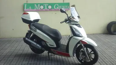 Kymco People 300i GT ABS (2010 - 17) usata