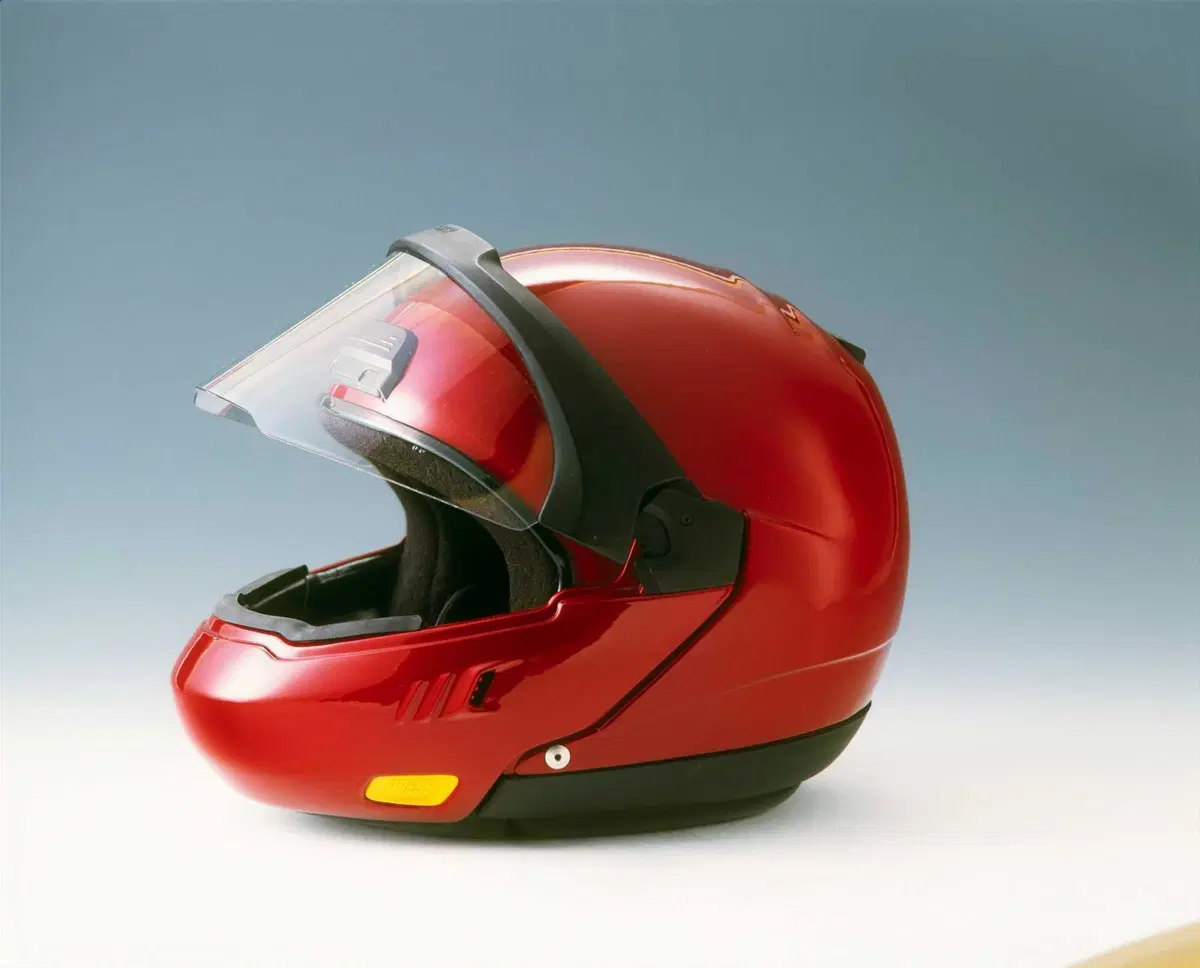 BMW Motorrad celebra i 50 anni dei suoi caschi. Tutta la storia del System step by step (12)