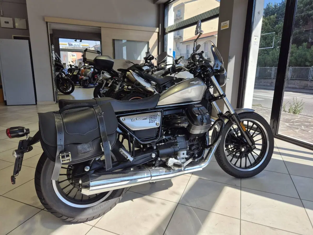 Moto Guzzi V9 Roamer (2021 - 24) (3)