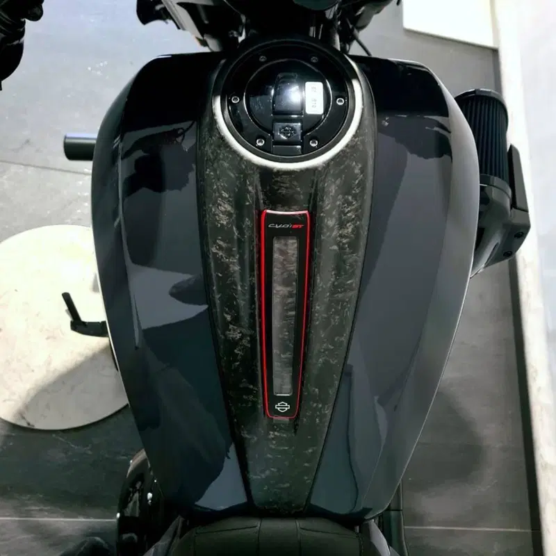 Harley-Davidson CVO Street Glide ST (2026) (6)