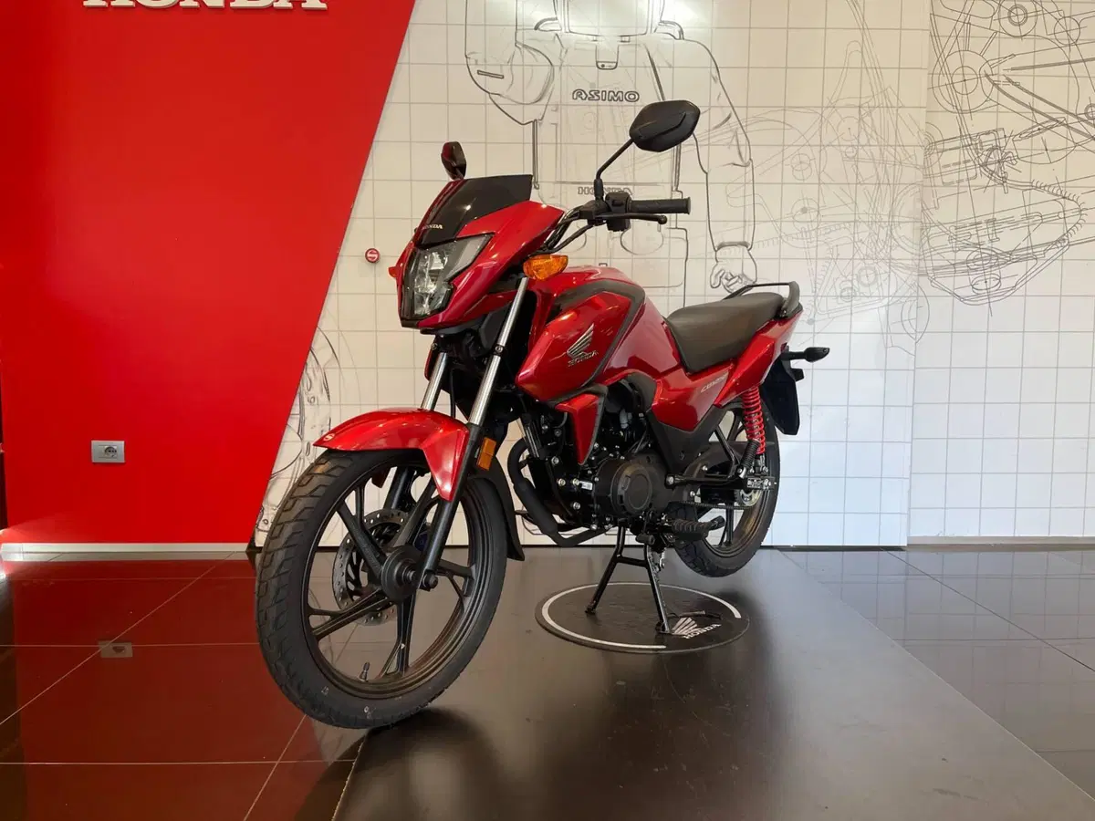 Honda CB 125 F (2026) (4)
