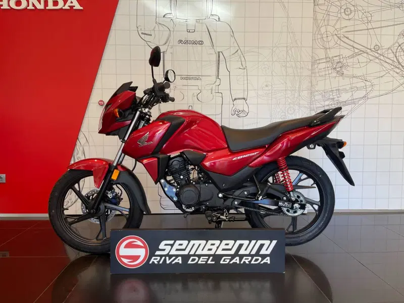 Honda CB 125 F (2026) (5)